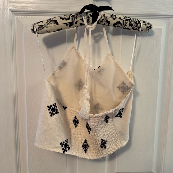 House of Harlow Handkercheif Top - Picture 2 of 7